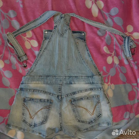 Комбинезон джинсовый