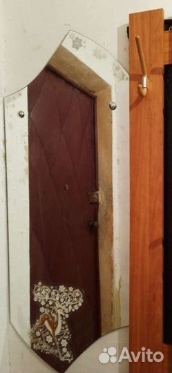 Зеркала настенные