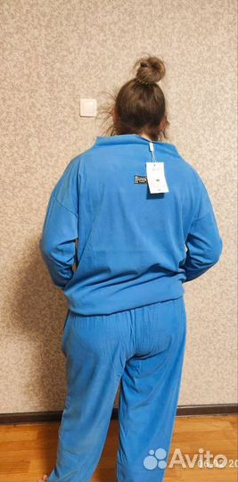 Костюм женский