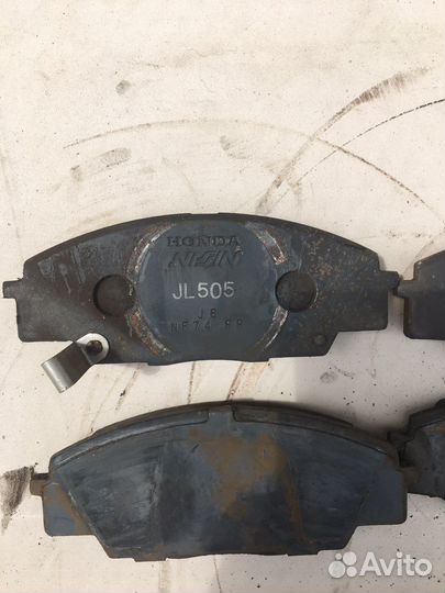 Колодки передние Honda Accord CF-3 б/у оригинал