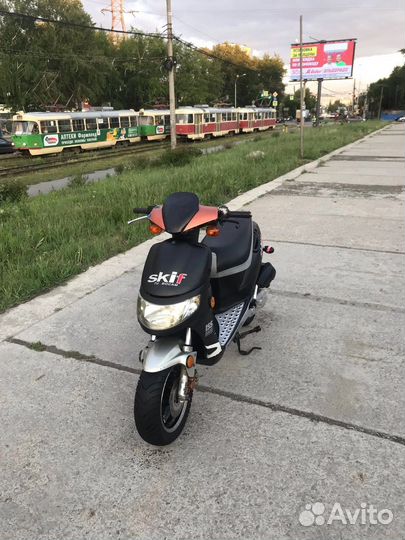 Скутер stels skif 50