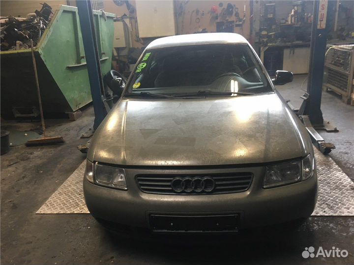 Разбор на запчасти Audi A3 (8L1)