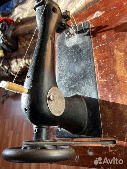 Швейная машинка Singer, рабочая