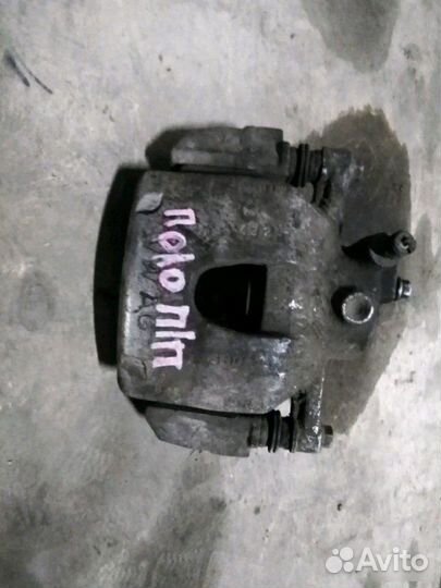 Суппорт передний Volkswagen Polo