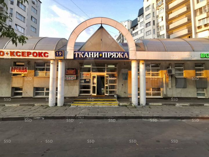 Продам торговое помещение, 250 м²