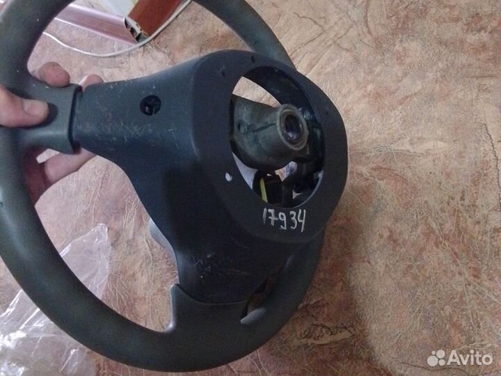 Toyota vitz руль