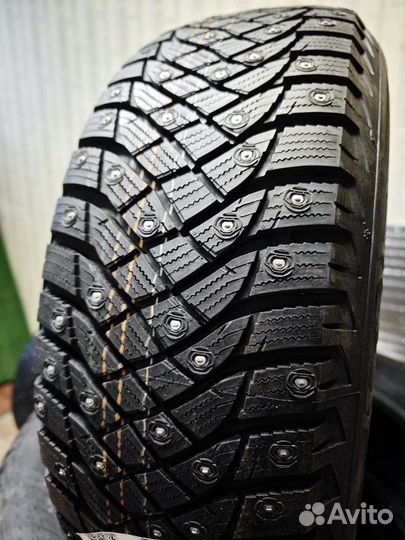 Goodyear UltraGrip Arctic 2 SUV 275/55 R20 117T