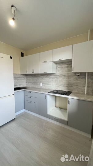 Кухонный гарнитур от фабрики