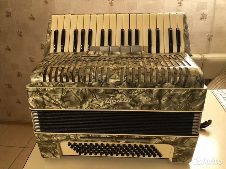 Аккордеон Weltmeister 3 4