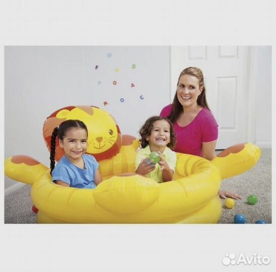 Сухой бассейн с шариками