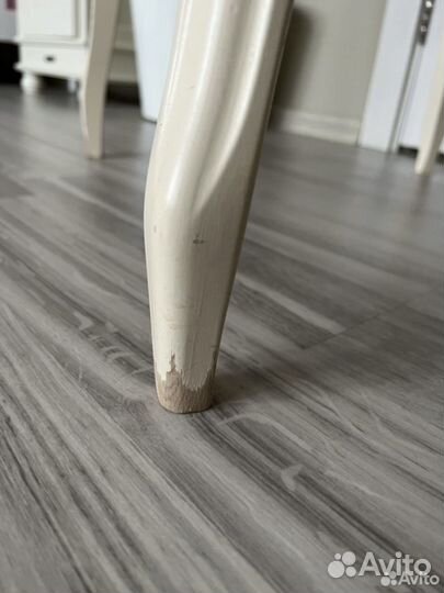 Стол круглый