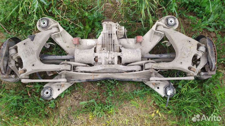 Задний подрамник Ауди а8 д3