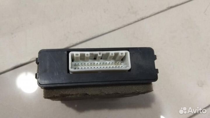 Блок управления парктроником toyota Camry V40 20