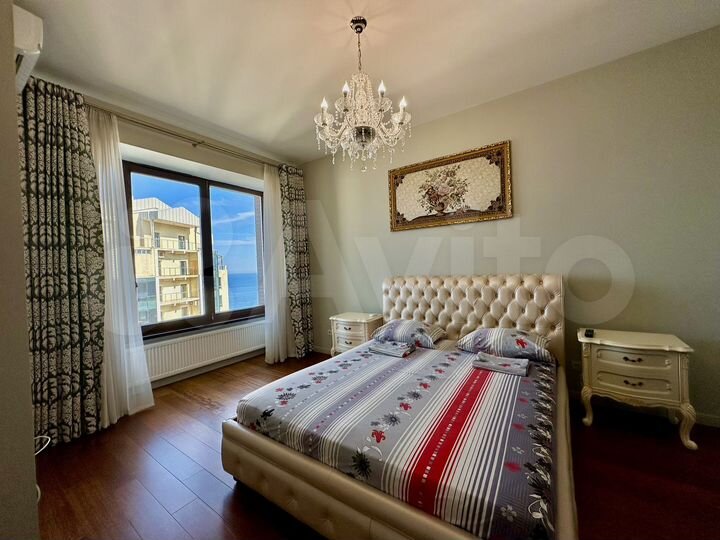 3-к. квартира, 120 м², 12/14 эт.
