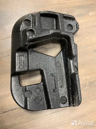 Обшивка багажника правая Mercedes Gl 320 Cdi 164