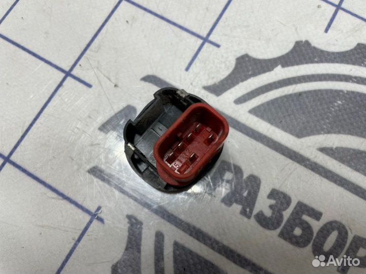 Кнопка стеклоподъемника передняя правая Ford