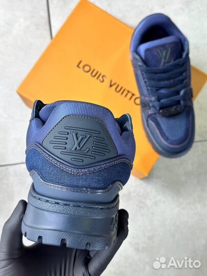 Кроссовки LV