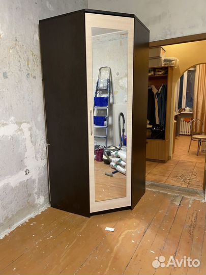 Шкаф угловой пенал бу