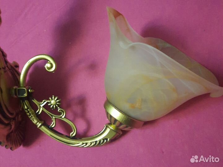 Настенный светильник бра