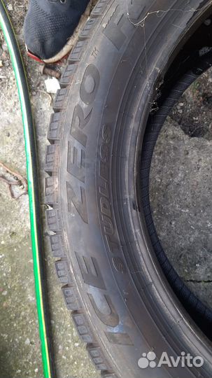Pirelli Ice Zero 215/55 R18 99