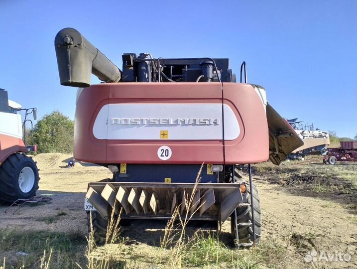 Комбайн Ростсельмаш Acros 550, 2015