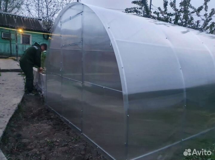 Теплица из поликарбоната