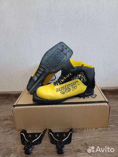 Лыжные ботинки детские 37