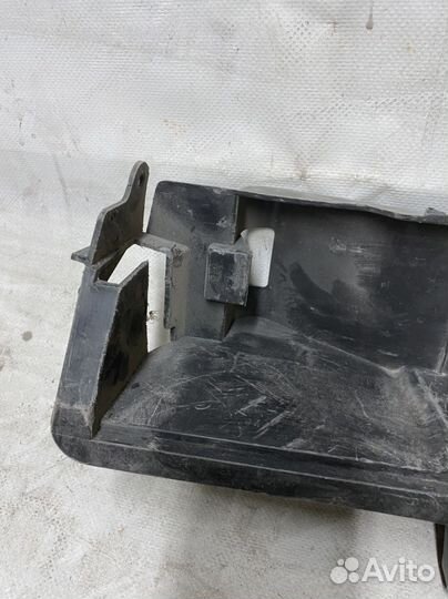 Крепление домкрата audi a6 2007