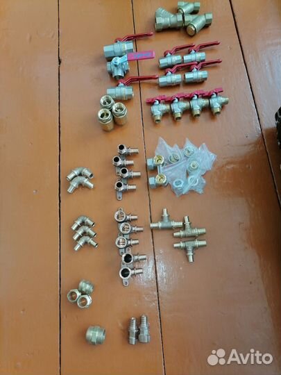 Продам фитинги, водяые краны, фильтры