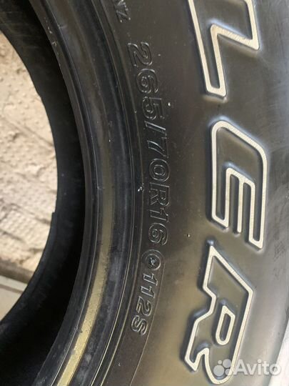 Bridgestone Dueler H/T D689 265/70 R16