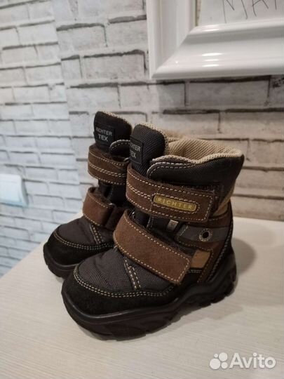 Ботинки размер 21