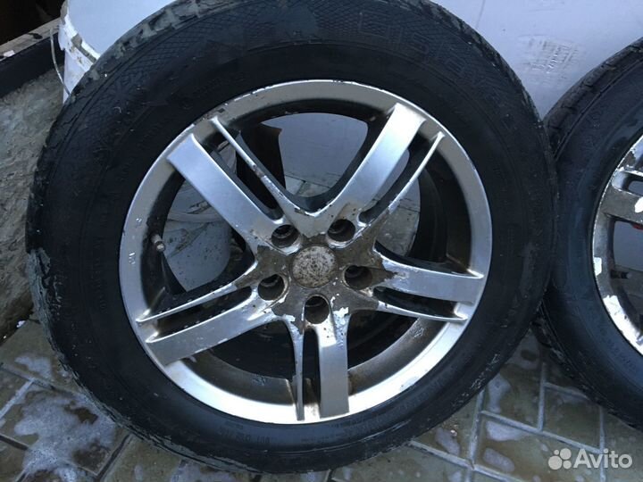 Gislaved Nord Frost 200 215/65 R16