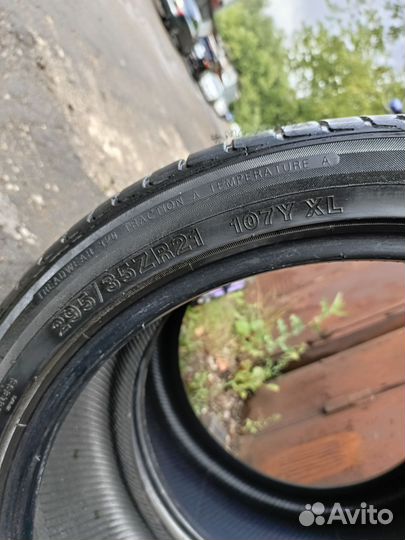 Kinforest KF-550 295/35 R21 107Y