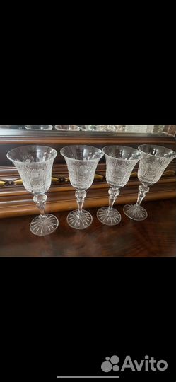 Хрустальные фужеры и рюмки