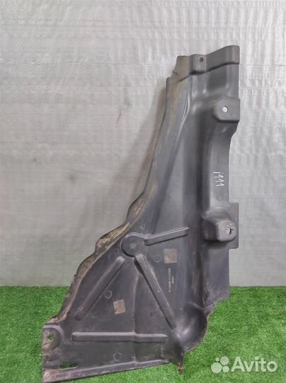 Защита днища правая Mercedes Benz ML W164 2007