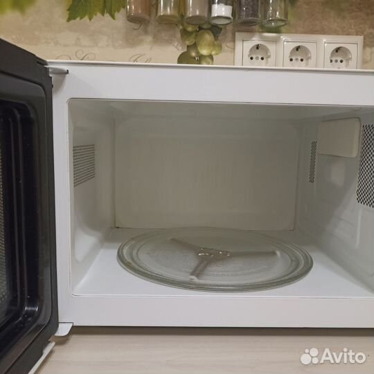 Микроволновая печь LG