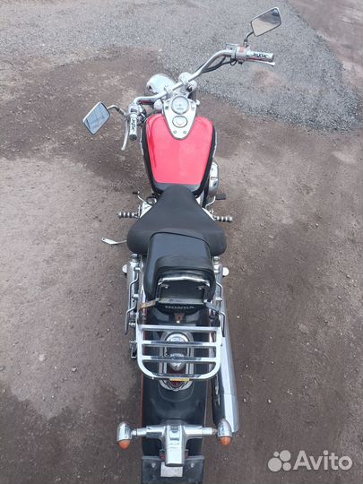 Honda VT 400 shadow