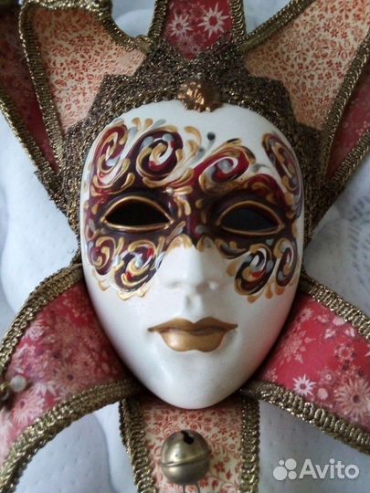 Маска Италия