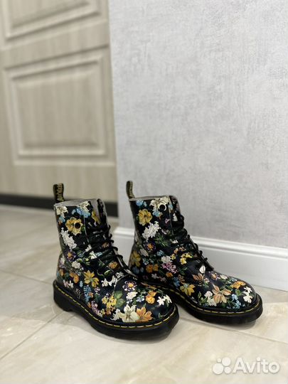 Ботинки DR. Martens