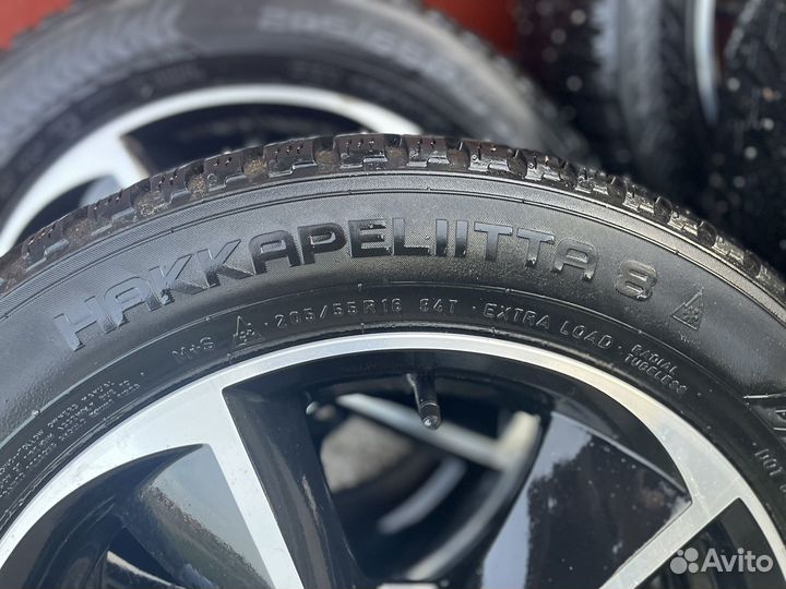 Nokian hakkapeliitta 8 205 55 r16 Toyota