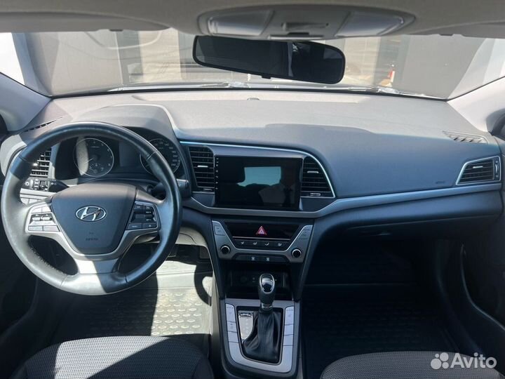 Hyundai Elantra 1.6 AT, 2018, 105 000 км