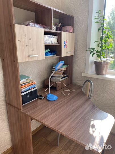 Компьютерный стол