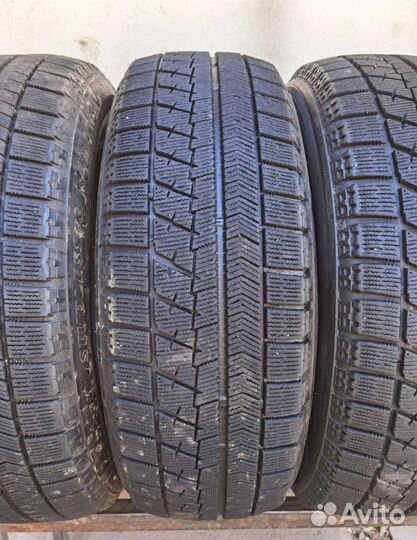 Bridgestone Blizzak VRX 205/60 R16 92Q
