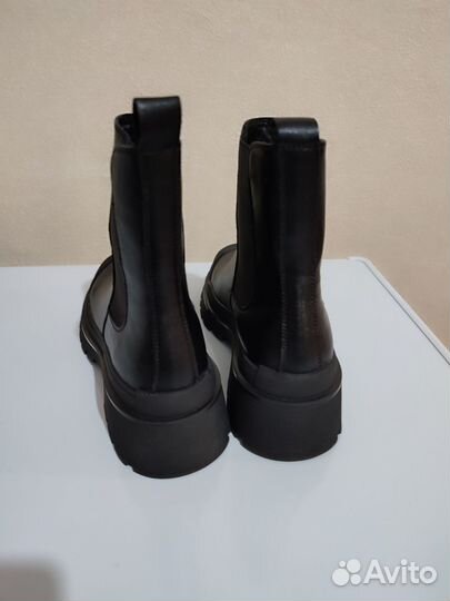 Демисезонные женские сапоги 40 р