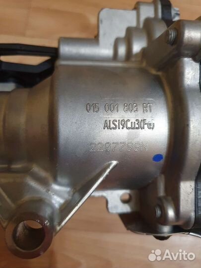 Помпа водяная W176 M270 (A2702000800)