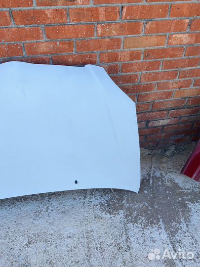 Капот Toyota corolla 120