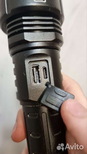 Тактический фонарь