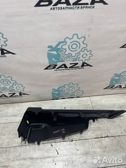 Обшивка багажника правая Renault Kaptur