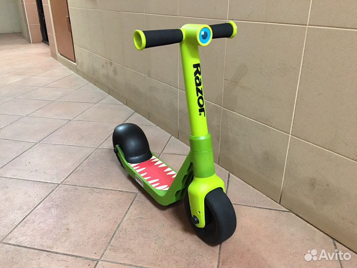 Самокат Razor Wild Ones в коробке