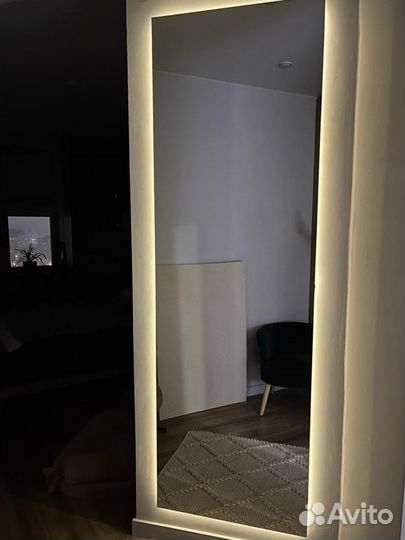 Зеркало с парящей подсветкой 150х50см